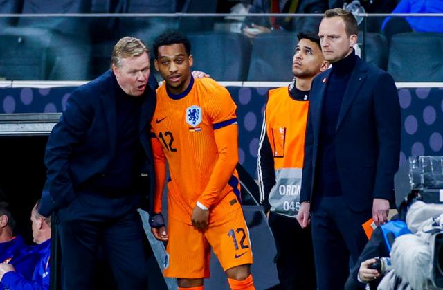 开云APP-【观察】荷兰中场试水，解放孟菲斯的人找到了？