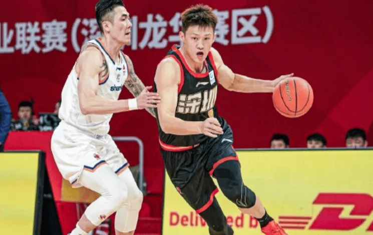 开云注册入口-深圳分享今日赛场精彩图集：主场战胜上海，终结对手九连胜