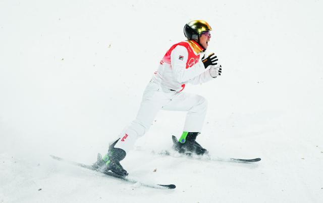 徐梦桃心凉两秒后安慰队友 失误不会影响团队备战